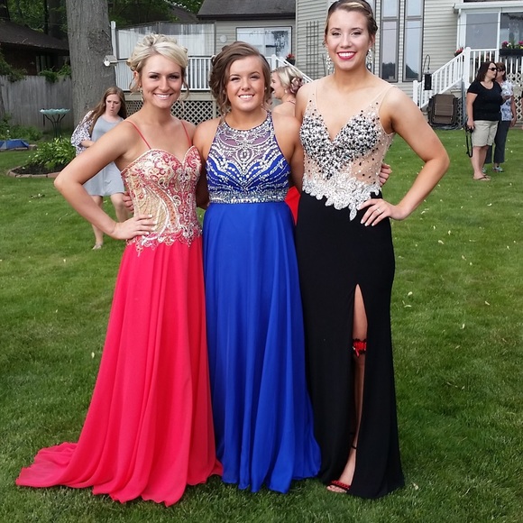 Jovani Dresses & Skirts - Black prom dress